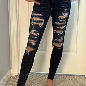 Ripped American Eagle Outfitters Dark Wash Jeans